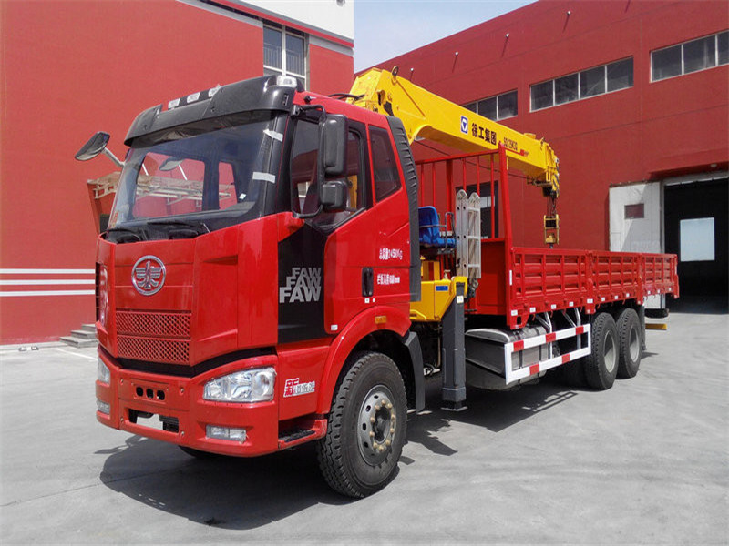 解放后八輪【10-12噸】隨車吊