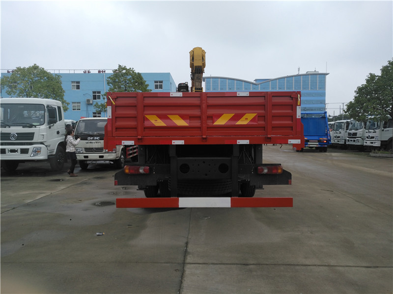 東風后八輪【10-12噸】隨車吊