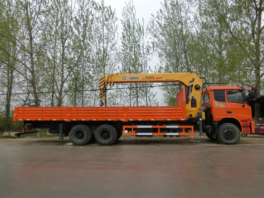 東風T702 后八輪【10-12噸】隨車吊