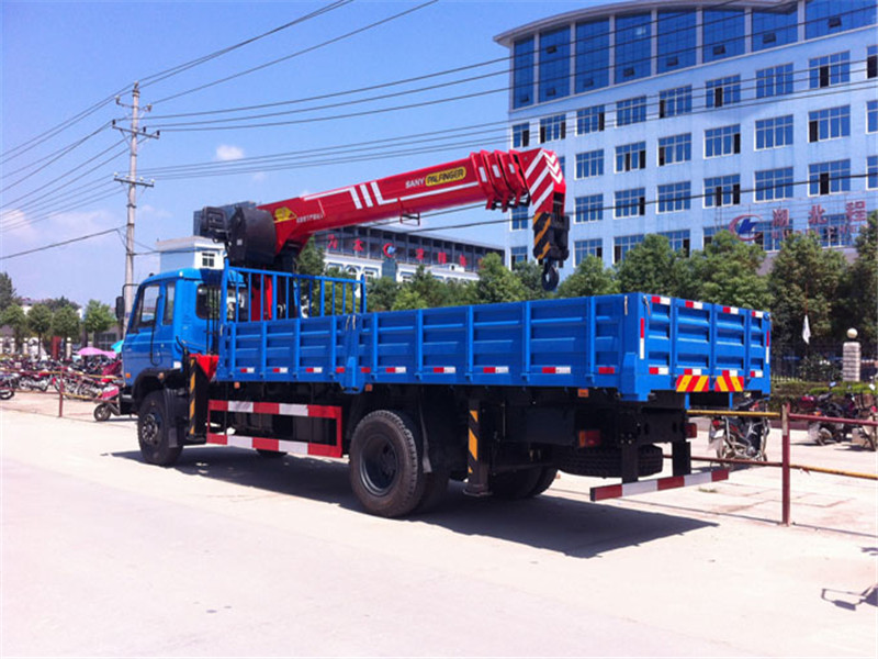 東風單橋【6.3-8噸】隨車吊