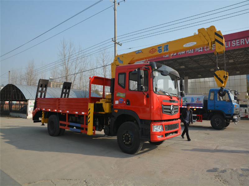 東風單橋【5-6.3噸】隨車吊帶爬梯