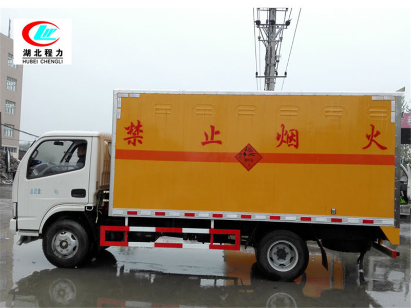 東風多利卡4.1米爆破器材運輸車【一類 黃牌】