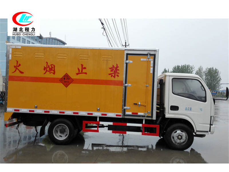 東風(fēng)多利卡3.5米爆破器材運(yùn)輸車【一類 藍(lán)牌】