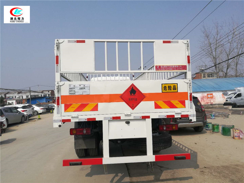 東風天錦6.6米氣瓶運輸車【二類】