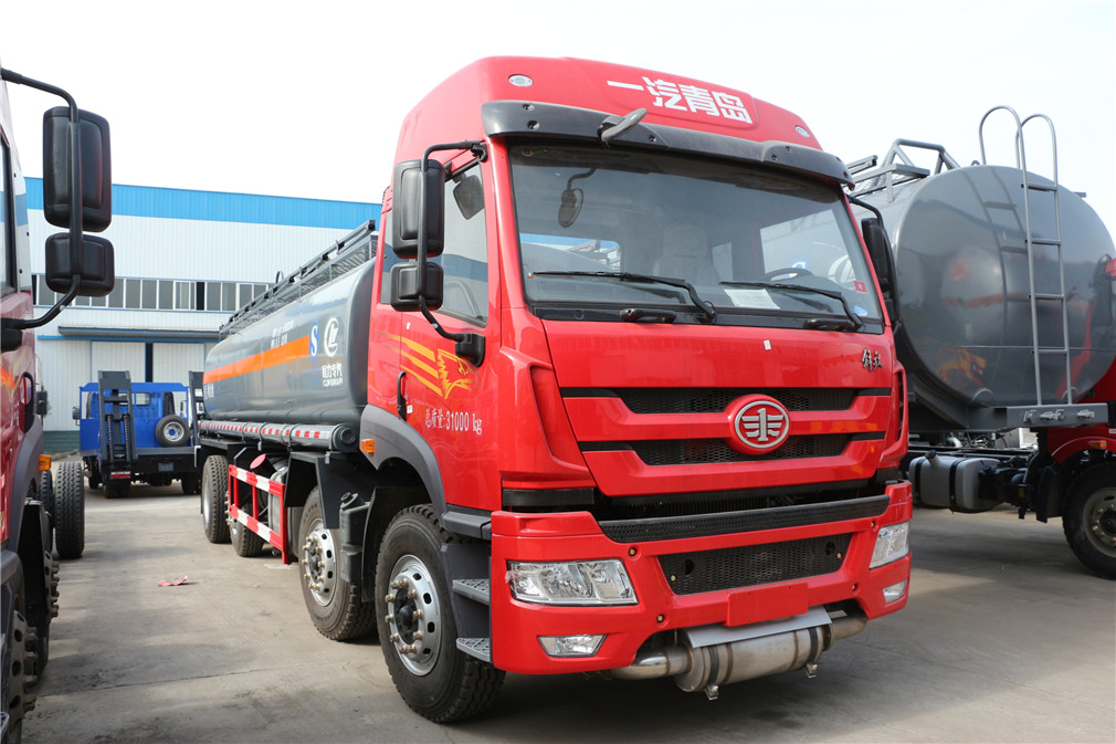 解放悍V前四后六【20立方】易燃腐蝕品罐式運輸車