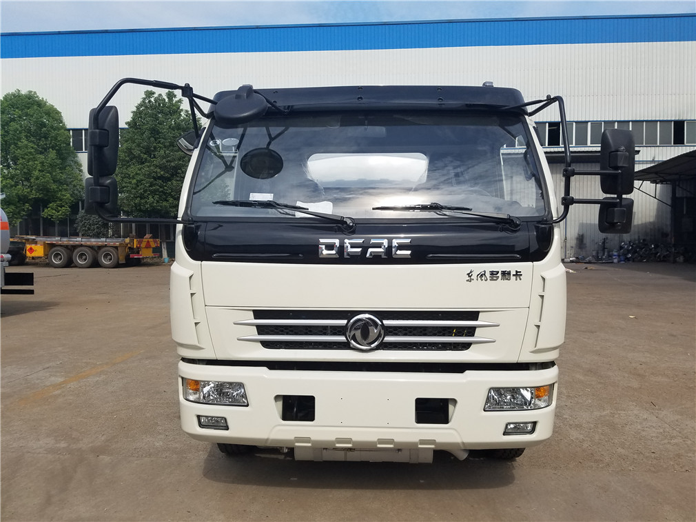 東風大多利卡【8立方】加油車