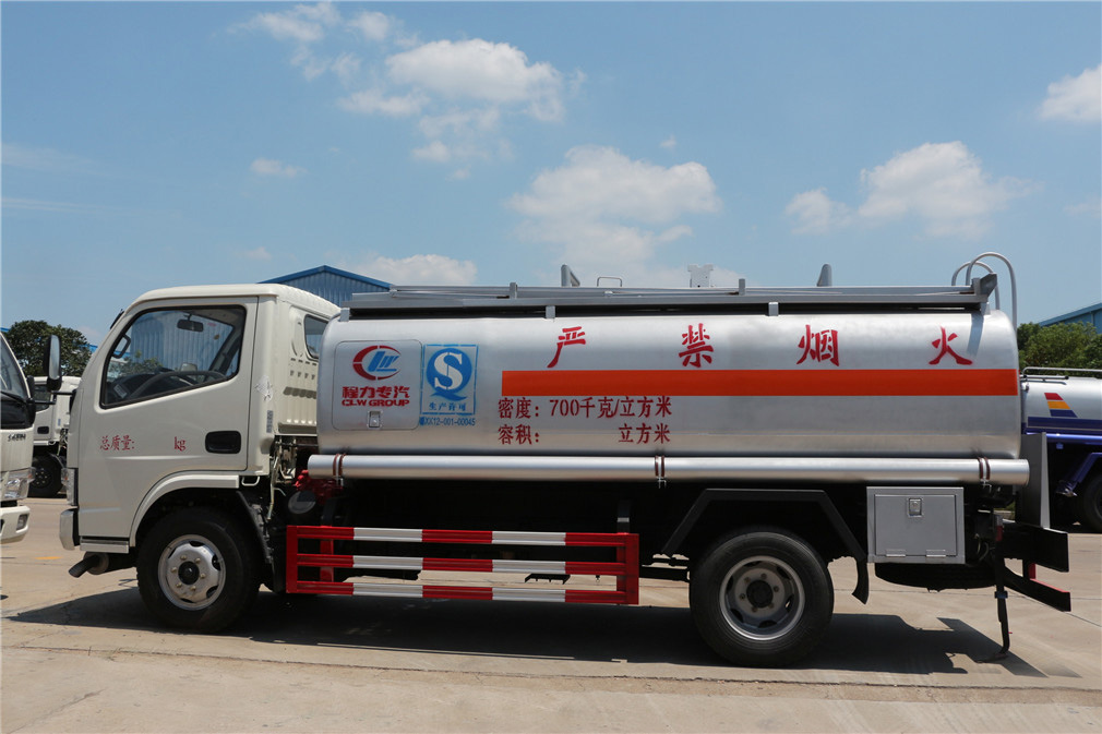 東風小多利卡【5立方】加油車