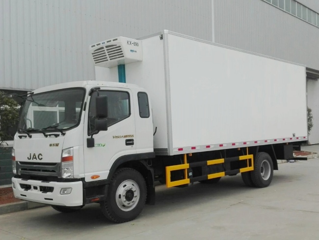 (廂長7.6米)江淮帥鈴W威斯達(dá)冷藏車