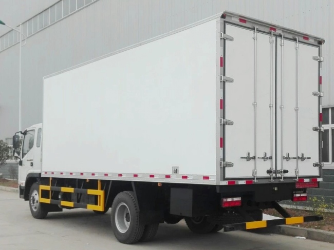 (廂長7.6米)江淮帥鈴W威斯達(dá)冷藏車