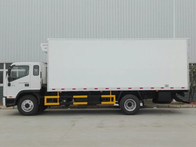 (廂長7.6米)江淮帥鈴W威斯達(dá)冷藏車