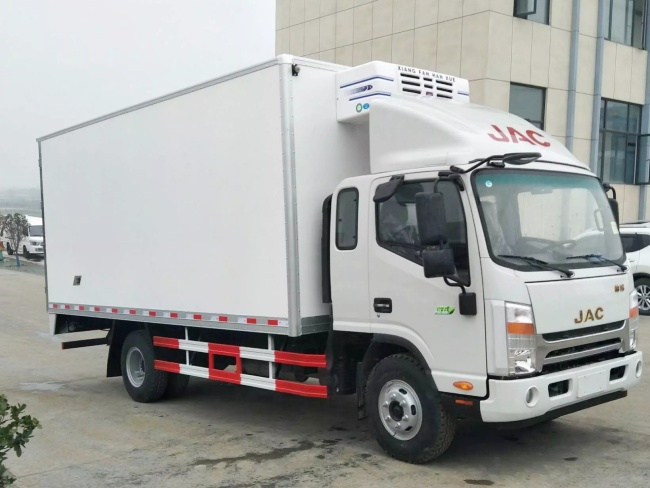 (廂長6.2米)江淮帥鈴一排半冷藏車