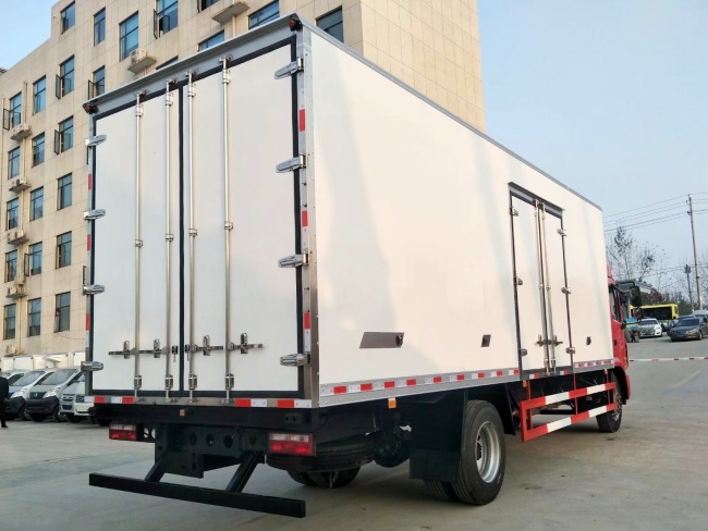 (廂長6.2/6.8/7.8米)江淮格爾發單橋冷藏車