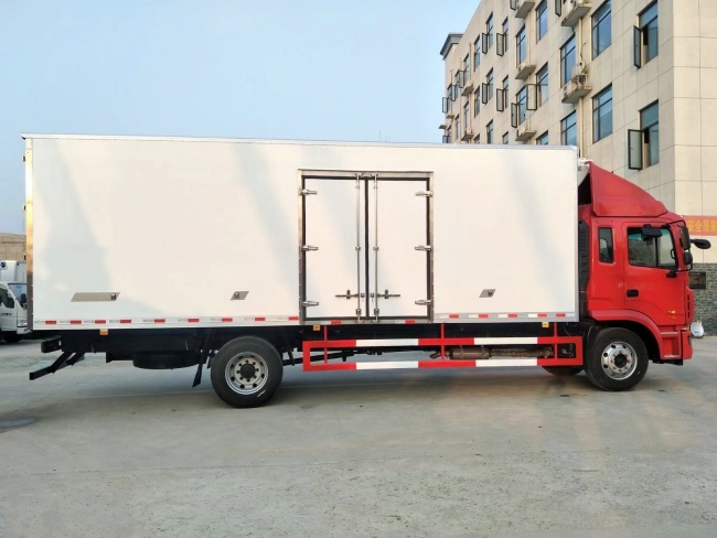 (廂長6.2/6.8/7.8米)江淮格爾發單橋冷藏車