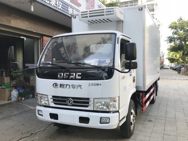 (廂長4.0米)東風(fēng)多利卡冷藏車