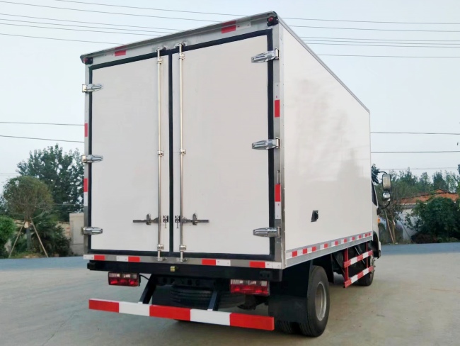 (廂長4.1米)江淮駿鈴V6冷藏車