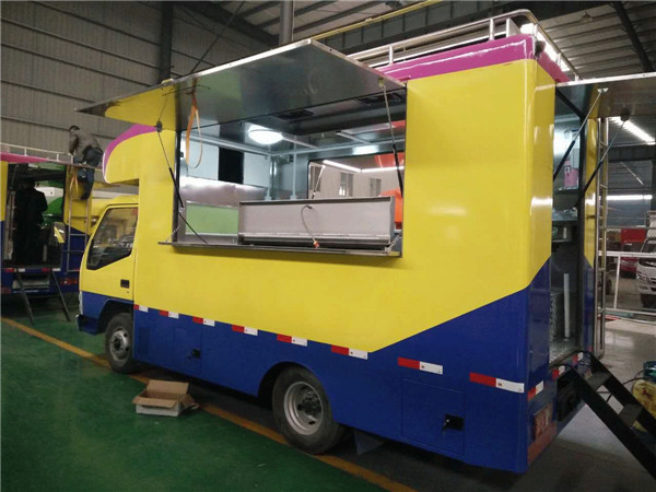 (廂長3.8米)金杯 售貨車