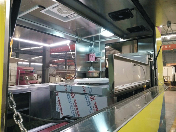 (廂長3.8米)金杯 售貨車