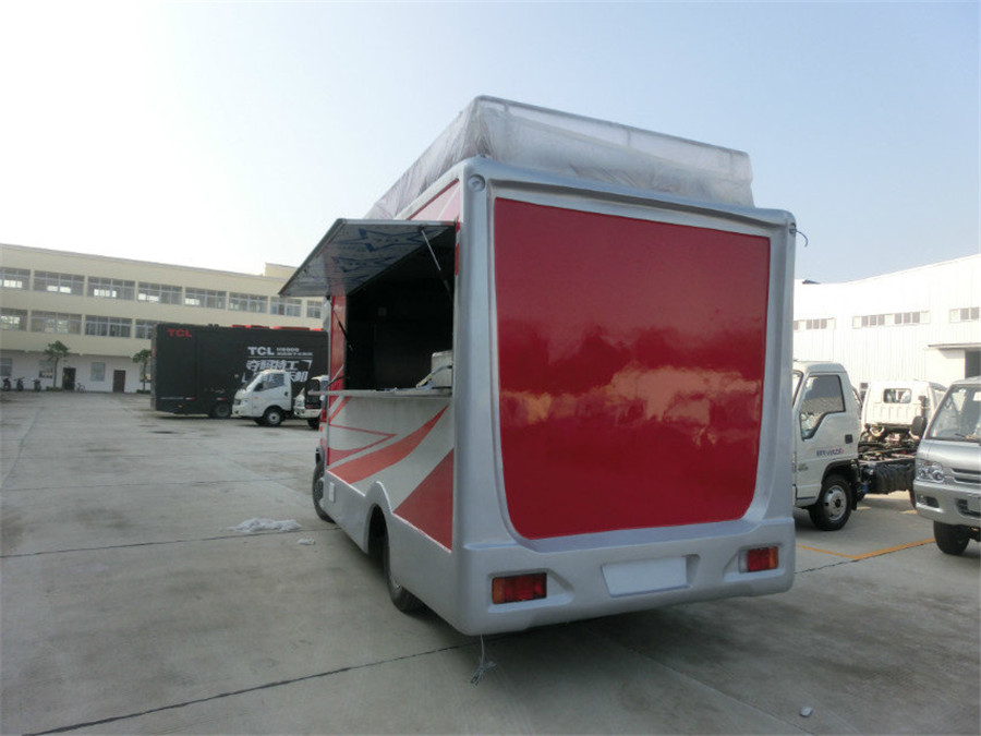 (廂長4.1米)依維柯 餐車