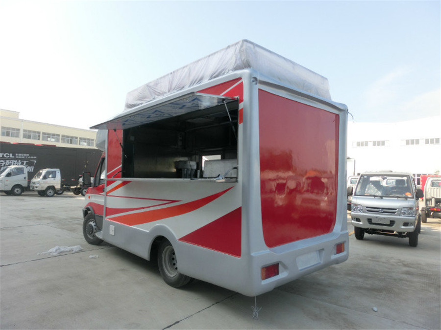 (廂長4.1米)依維柯 餐車