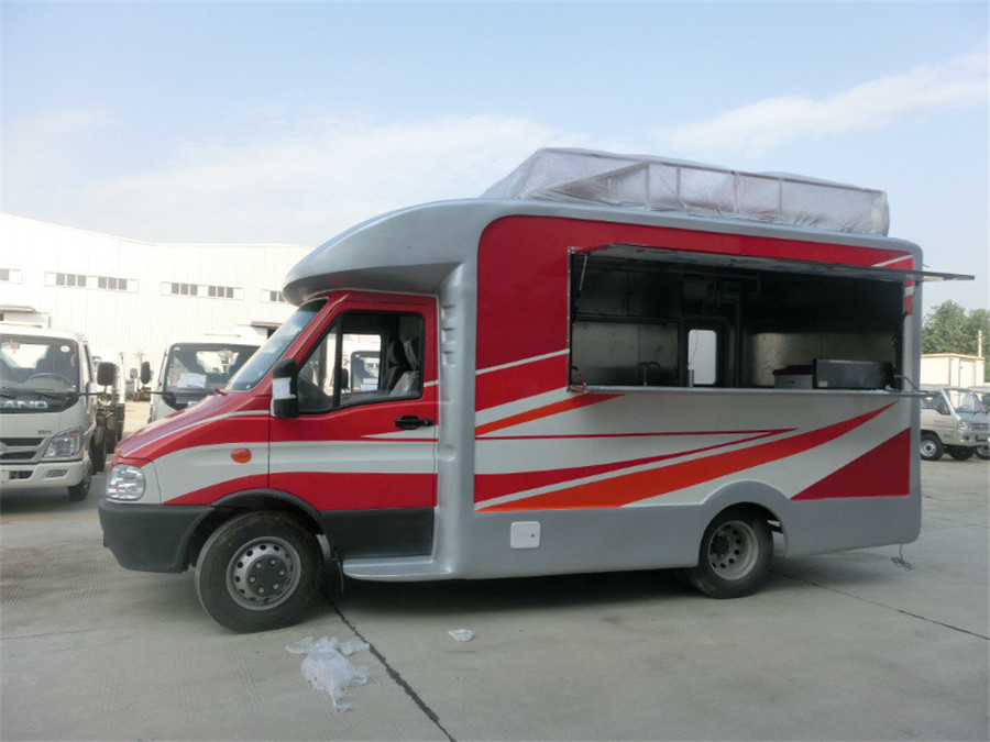 (廂長4.1米)依維柯 餐車