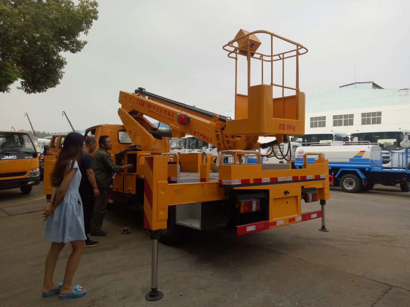 (12-16米 藍牌)江鈴單排·伸縮臂高空車