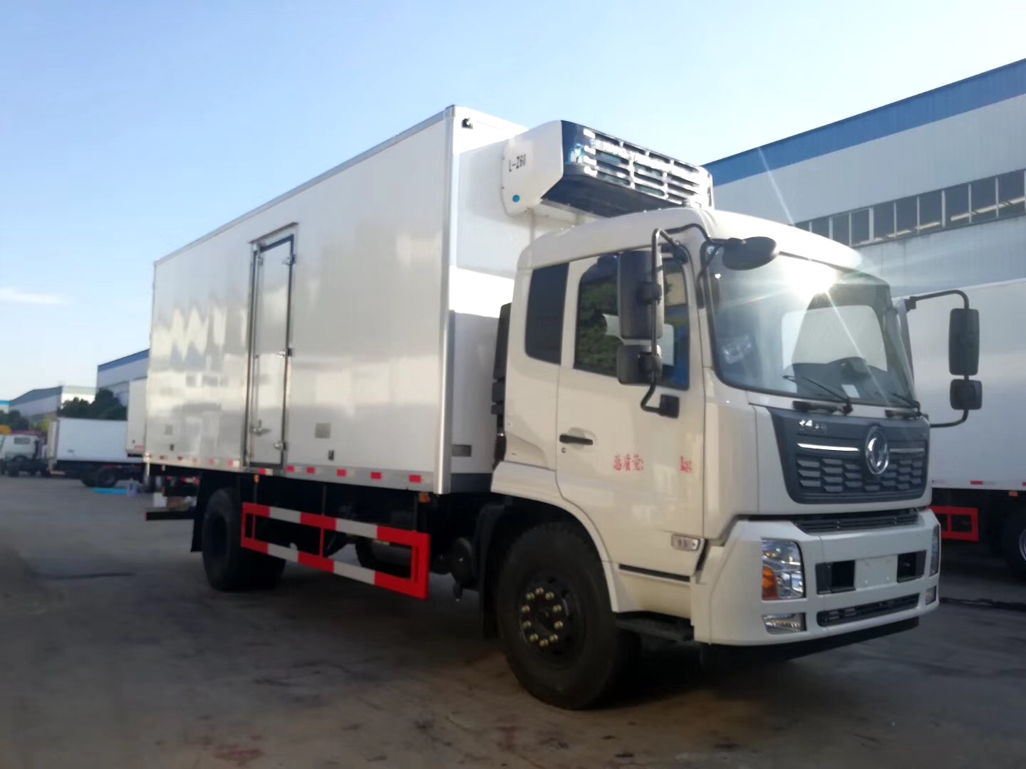 (廂長6.6米)東風天錦冷藏車