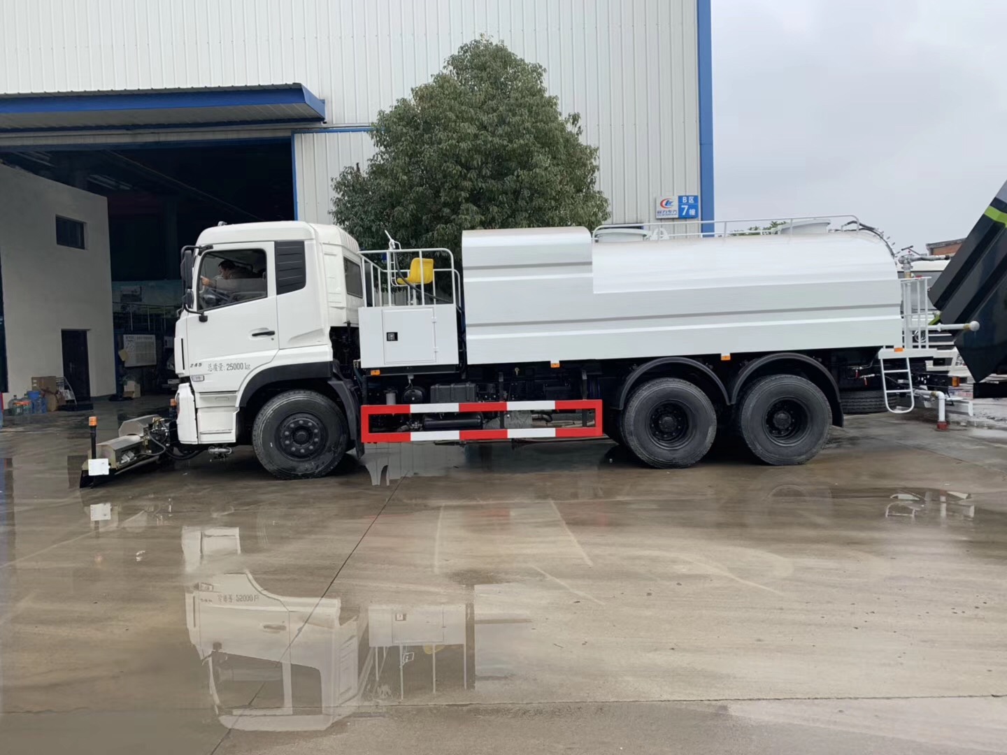 (13方)東風天龍 后雙橋路面清洗車