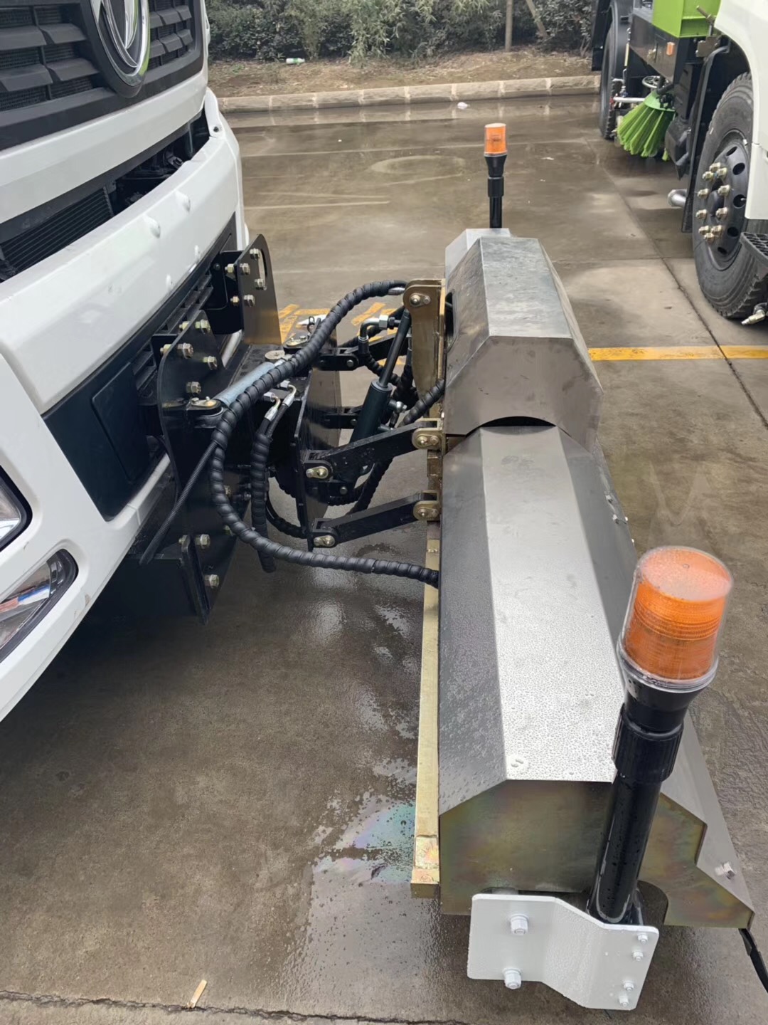 (13方)東風天龍 后雙橋路面清洗車