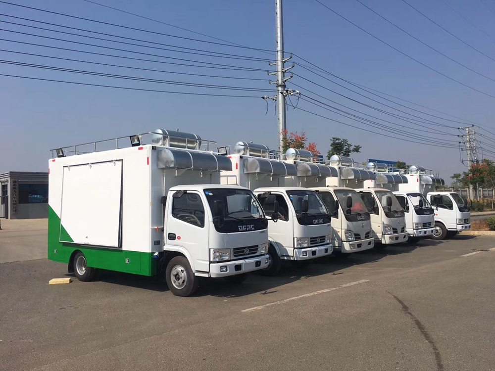 (廂長4.2米)東風(fēng)D6 餐車