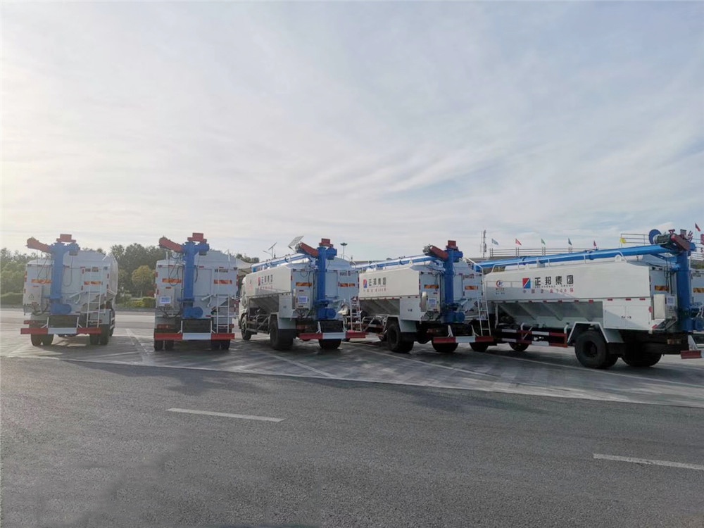 東風(fēng)天錦【22立方】散裝飼料運輸車