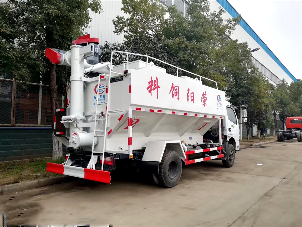 東風多利卡【12立方】散裝飼料運輸車