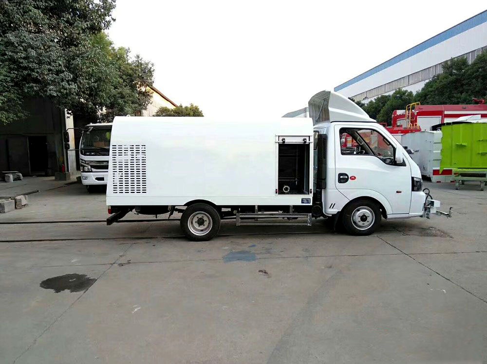 國六【1.5立方 藍牌】東風途逸 路面清洗車