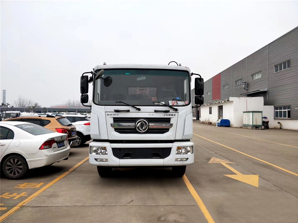 國六【12立方】東風D9 壓縮垃圾車