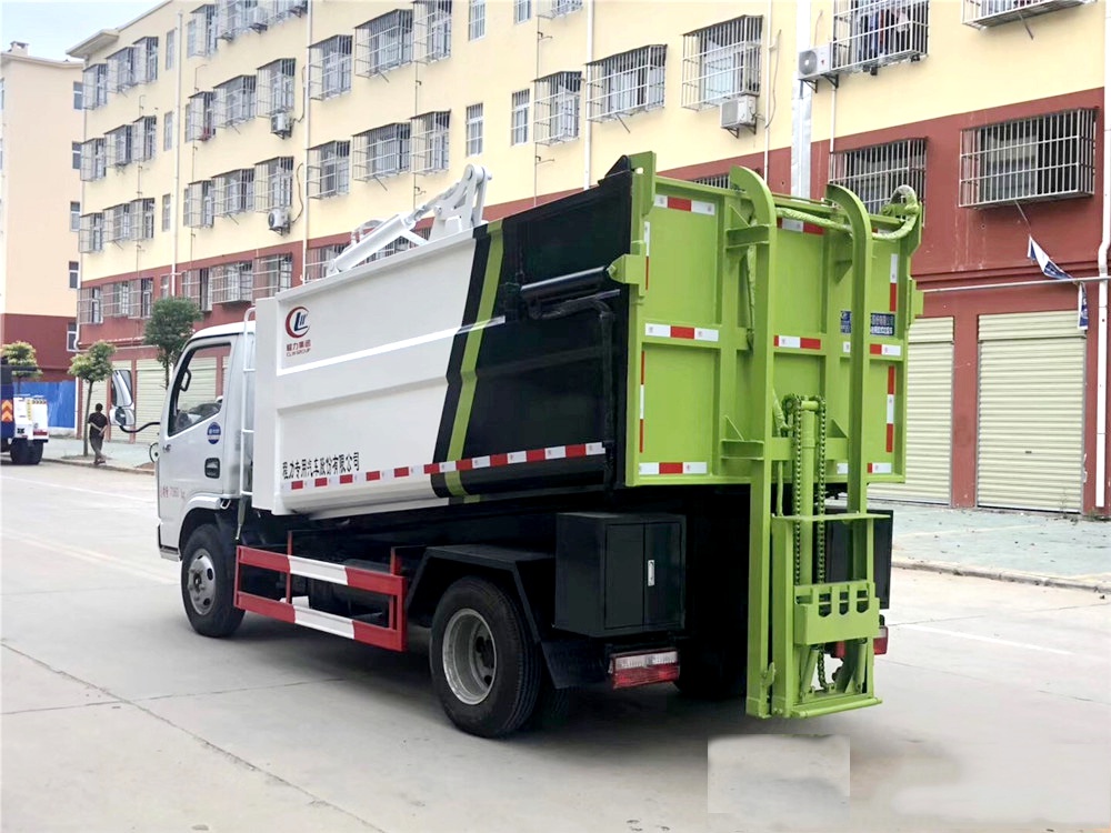 國(guó)六【7方】東風(fēng)D6 無(wú)泄漏垃圾車