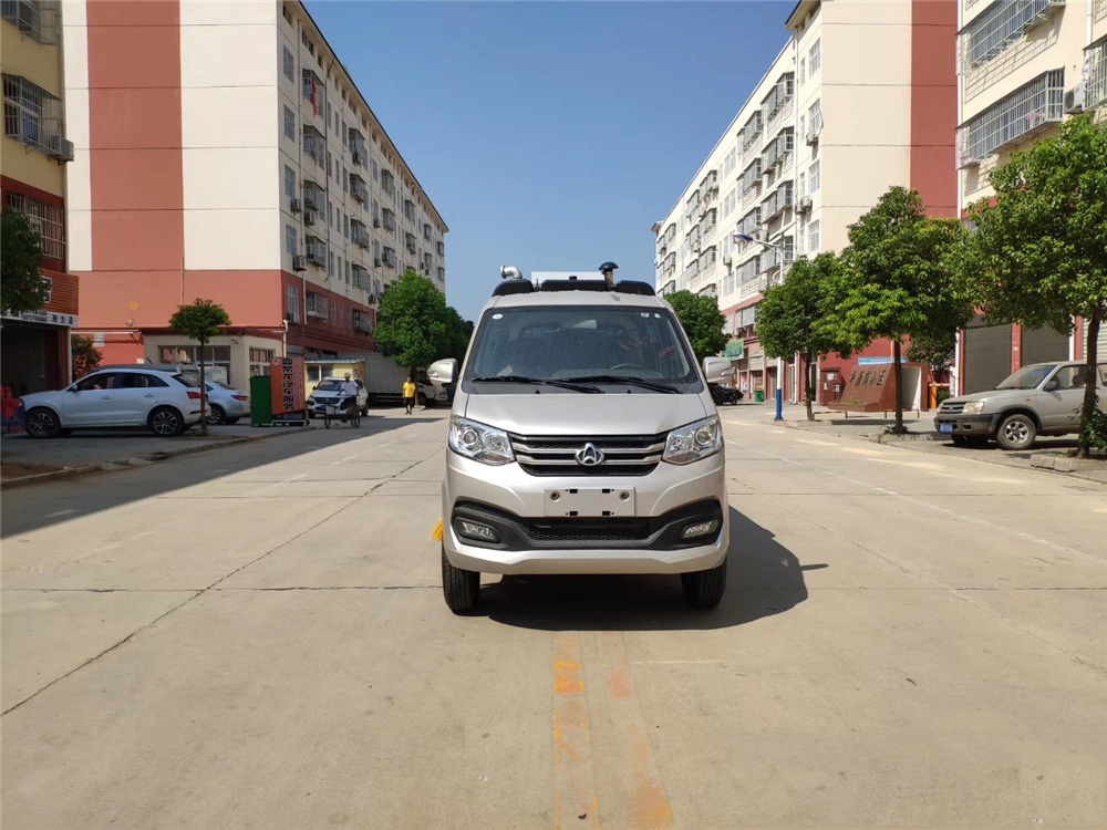 國六【0.5方水 1.5方塵】長安 掃路車