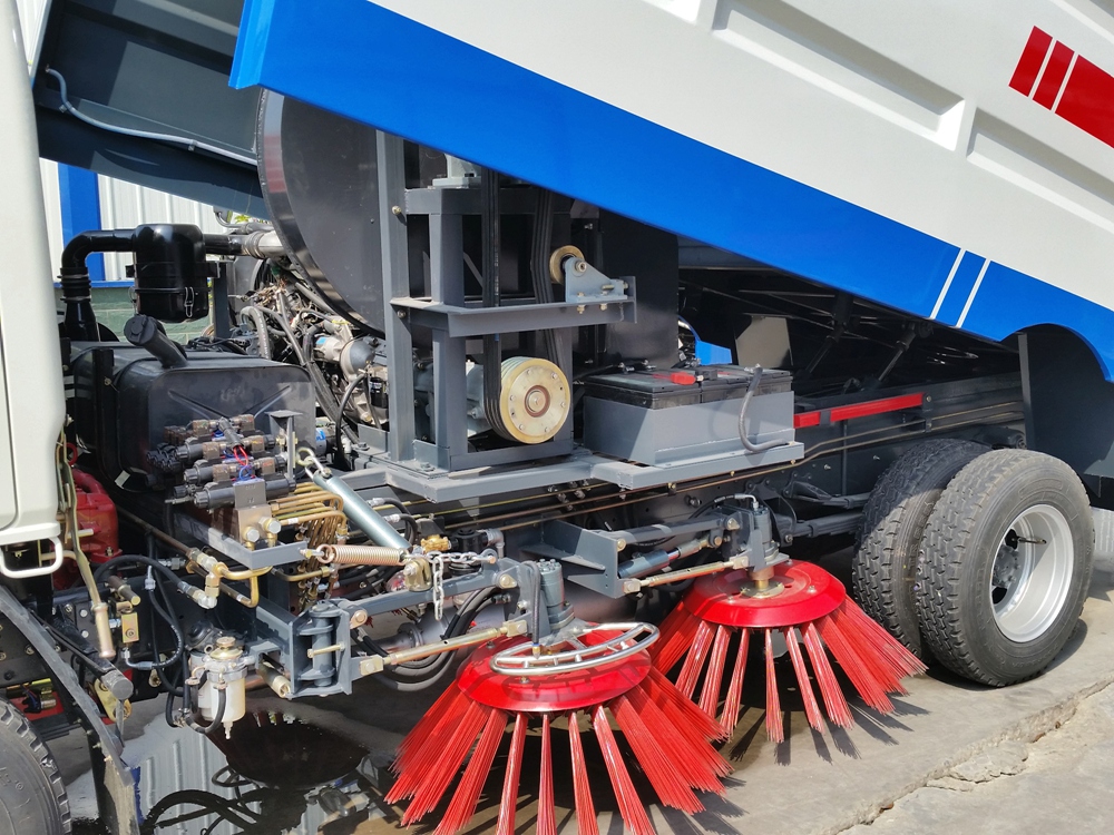 不上牌【1.5方水 4方塵】東風福瑞卡 掃路車