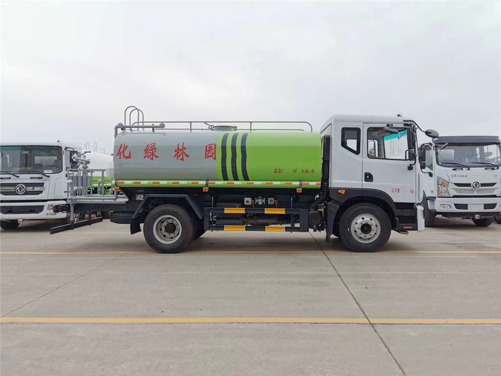 國六【12立方】東風D9 灑水車