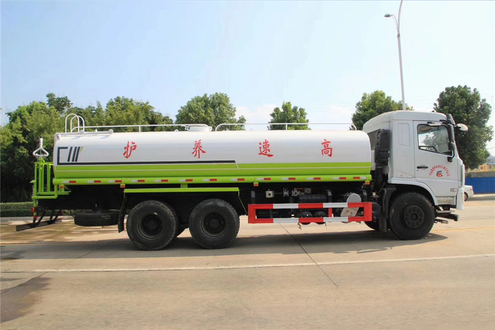 國(guó)六【20立方】東風(fēng)專底后雙橋 灑水車