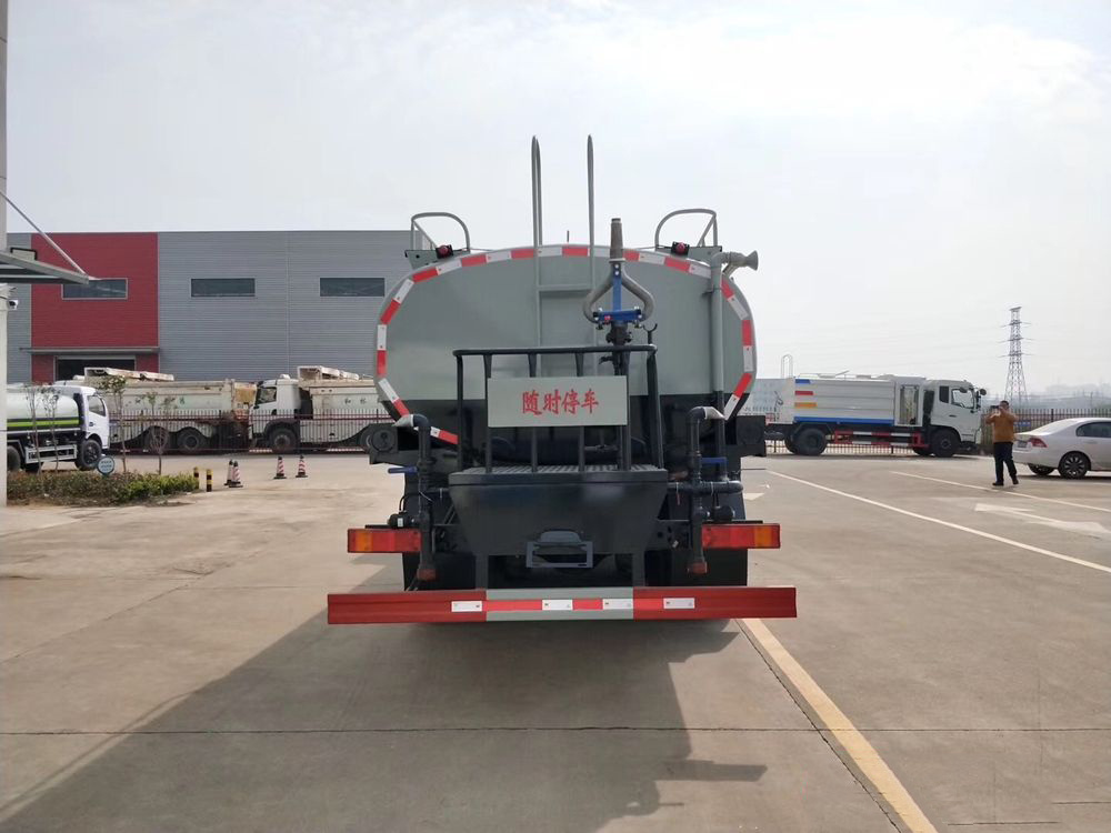 國六【18立方】東風天龍后雙橋 灑水車