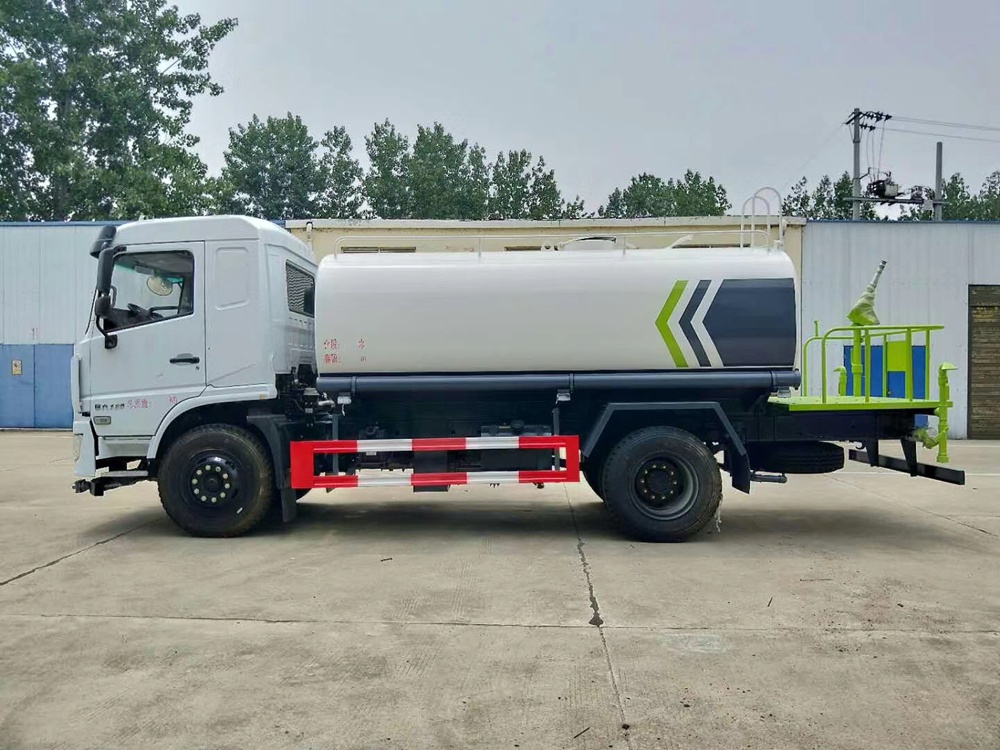 國(guó)六【12立方】東風(fēng)D3L 灑水車
