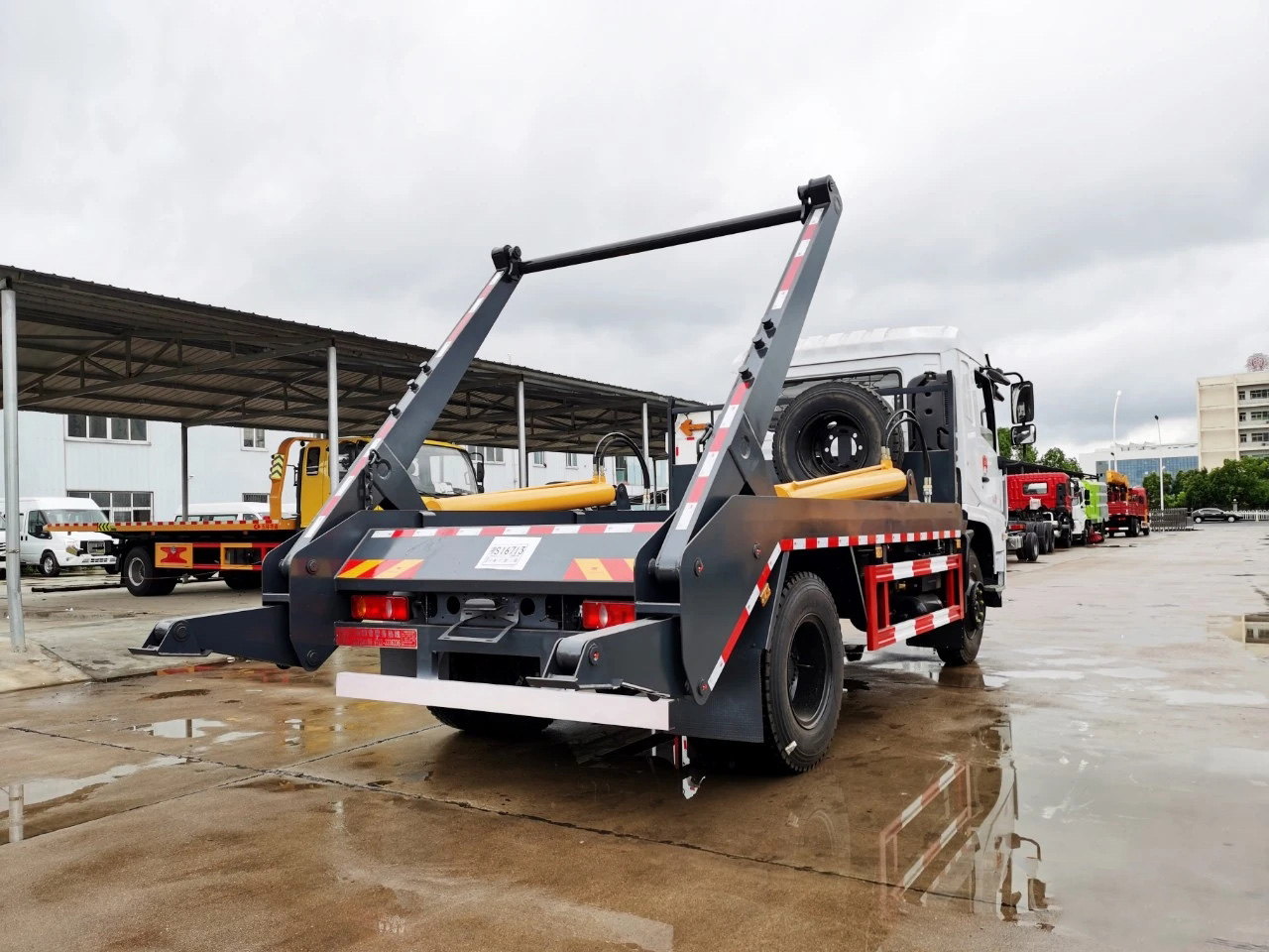 國六【10立方】東風D3專用底盤 擺臂垃圾車