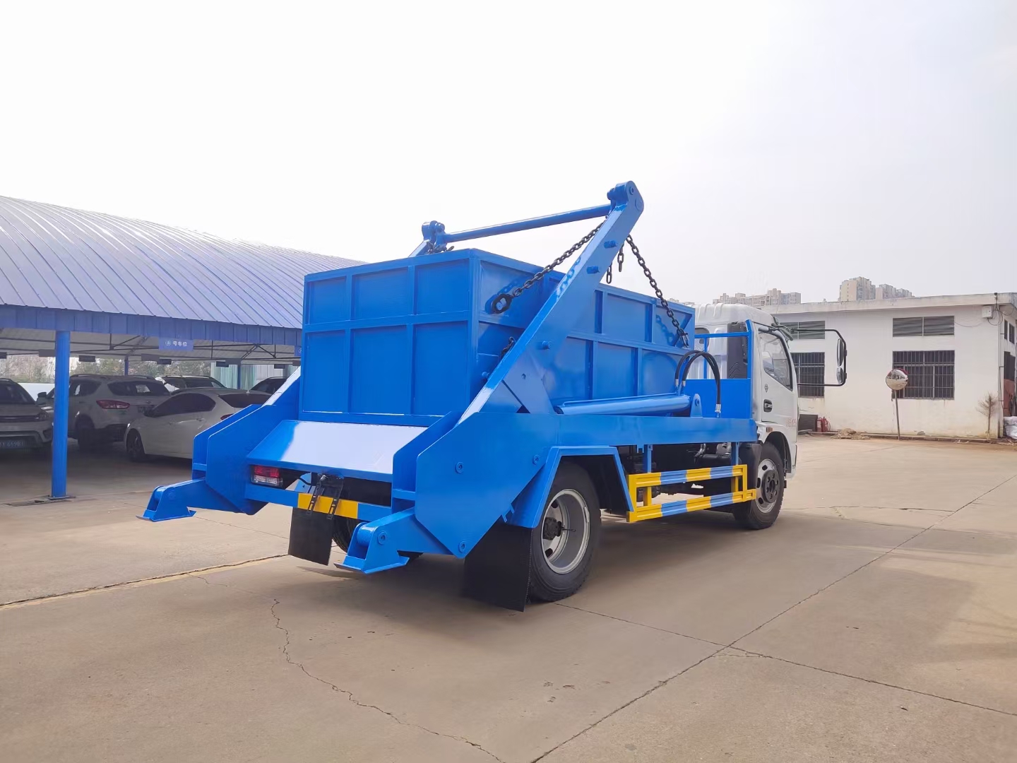 國六【8立方】東風(fēng)D7多利卡 擺臂垃圾車